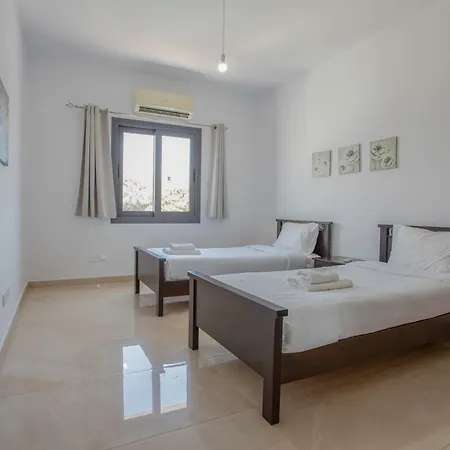 1-2bd Апартаменты Пафос