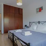 1-2bd דירה *