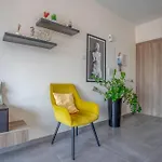 1-2bd *