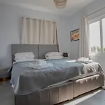 1-2bd דירה פאפוס